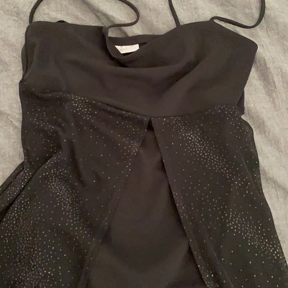 Little black dress with sheer glitter train - Picture 2 of 7